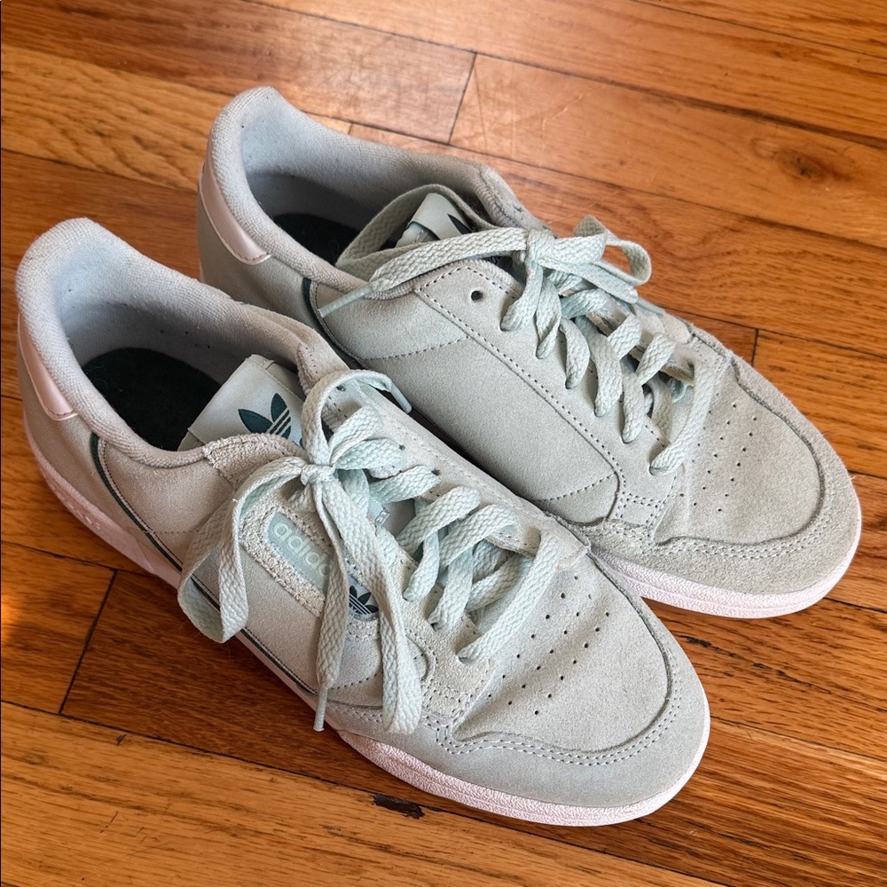 Adidas Women's (beautiful color) Sneakers women continental 80 vapor green